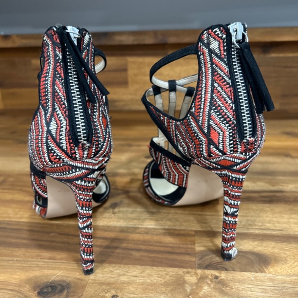 Heels - Picture 2 of 4